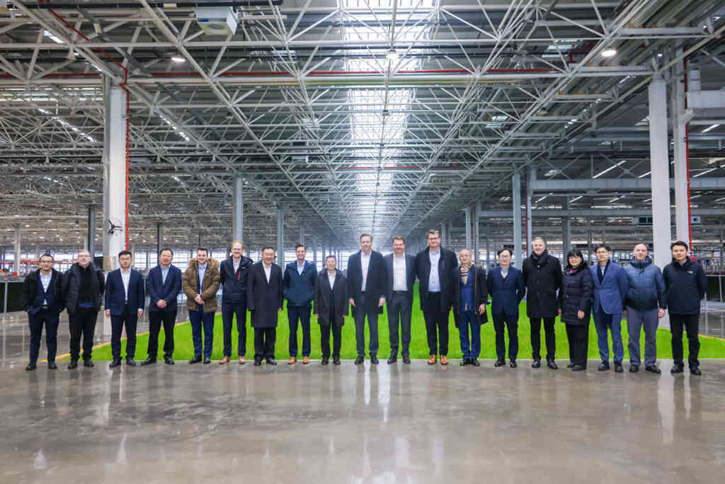 道依茨全球总裁舒特先生莅临湖南道依茨考察指导 - 第1张 - 提加商用车网 道依茨全球总裁舒特先生莅临湖南道依茨考察指导 - 第1张