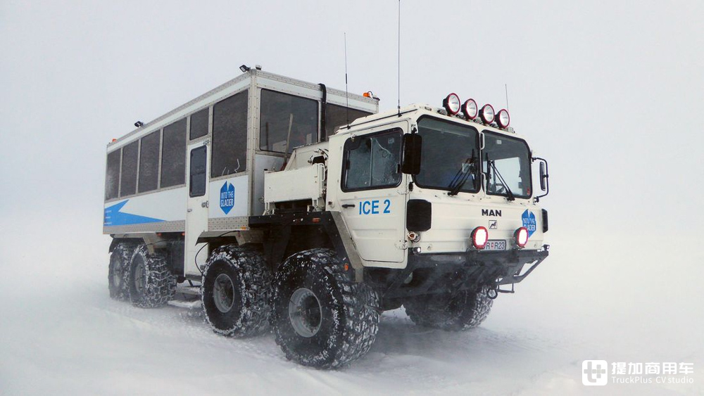 军用卡车底盘+客车上装,这台曼恩KAT 1越野客车专用于冰岛旅行 - 第1张 - 提加商用车网 军用卡车底盘+客车上装,这台曼恩KAT 1越野客车专用于冰岛旅行 - 第1张