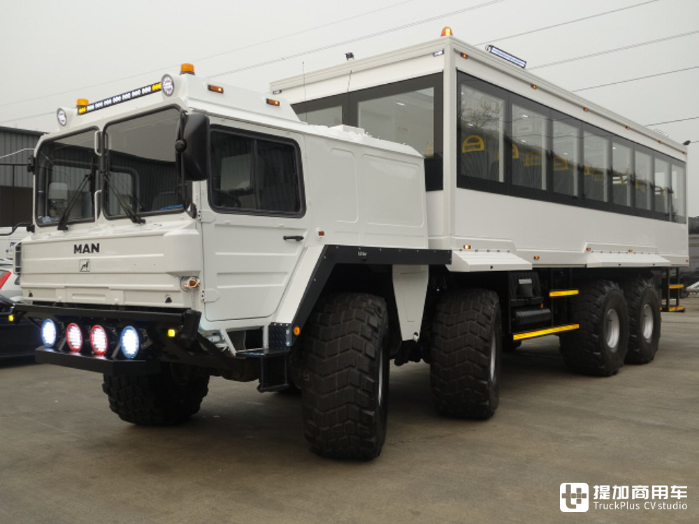 军用卡车底盘+客车上装,这台曼恩KAT 1越野客车专用于冰岛旅行 - 第2张 - 提加商用车网 军用卡车底盘+客车上装,这台曼恩KAT 1越野客车专用于冰岛旅行 - 第2张