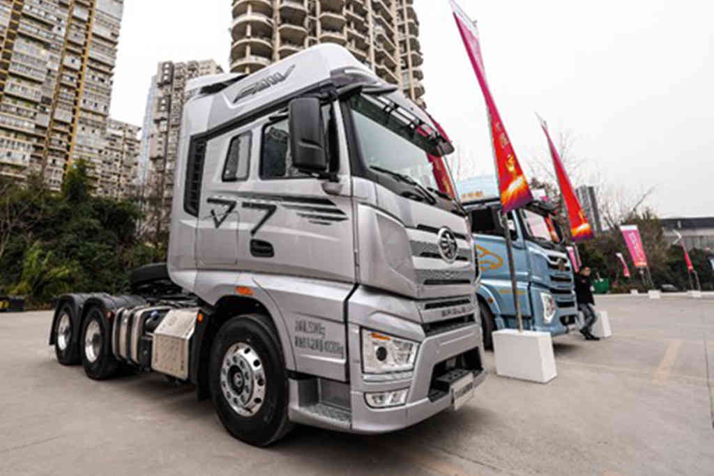 聚智鼎新、驭势笃行、踔厉奋发、誓夺第一, 解放2023商务年会在成都隆重举行 - 第8张 - 提加商用车网 聚智鼎新、驭势笃行、踔厉奋发、誓夺第一, 解放2023商务年会在成都隆重举行 - 第8张