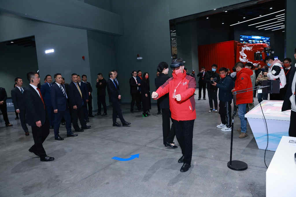 沉浸式数字交互体验 东风商用车品牌体验中心正式开馆 - 第10张