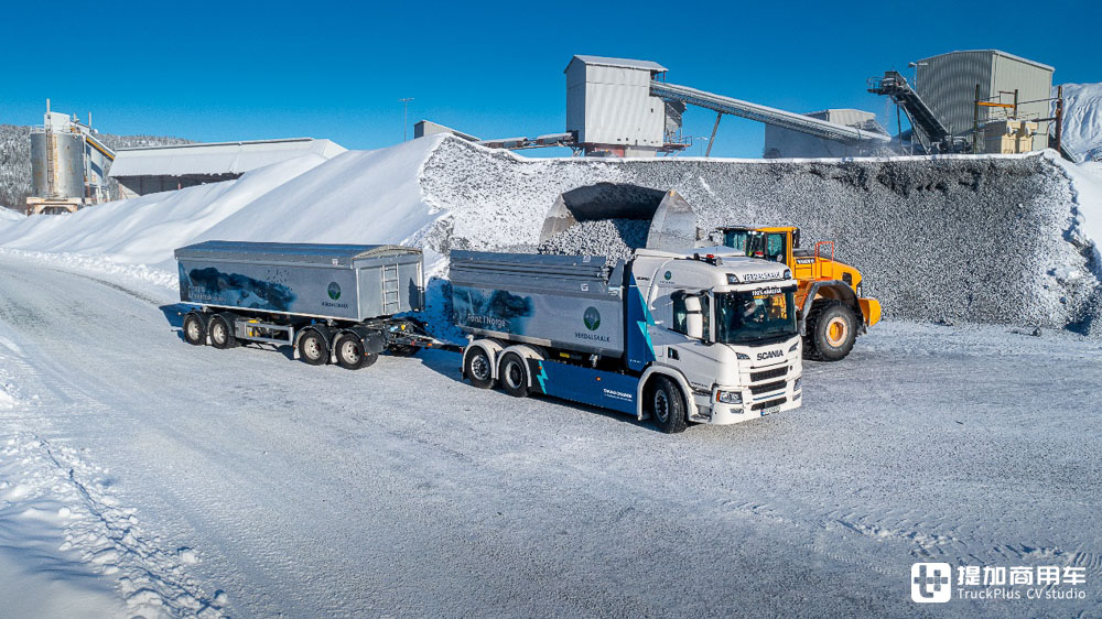 输出612匹马力,总重达66吨,这台”打鸡血“的斯堪尼亚25P是挪威最大电动卡车 - 第10张 - 提加商用车网 输出612匹马力,总重达66吨,这台”打鸡血“的斯堪尼亚25P是挪威最大电动卡车 - 第10张