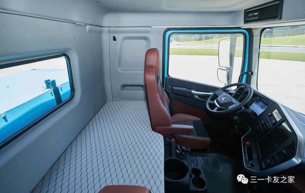 江山平顶电动重卡曝光!行业大佬抢先看实车! - 第4张 - 提加商用车网 江山平顶电动重卡曝光!行业大佬抢先看实车! - 第4张