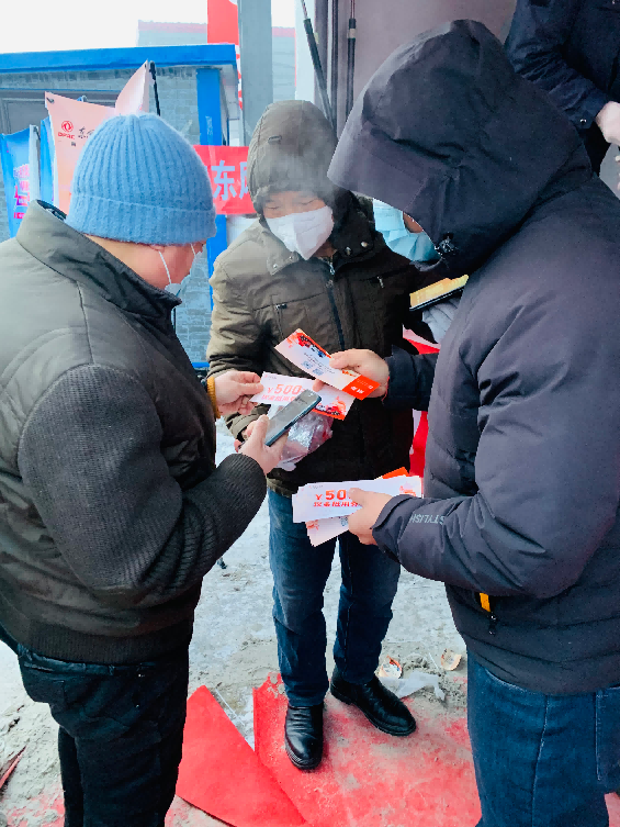 做最经济、最实惠、最皮实的产品给用户——东风轻型车走进商圈,更走进人心 - 第7张 - 提加商用车网 做最经济、最实惠、最皮实的产品给用户——东风轻型车走进商圈,更走进人心 - 第7张