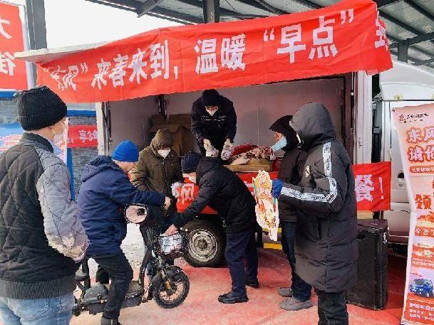 做最经济、最实惠、最皮实的产品给用户——东风轻型车走进商圈,更走进人心 - 第8张 - 提加商用车网 做最经济、最实惠、最皮实的产品给用户——东风轻型车走进商圈,更走进人心 - 第8张