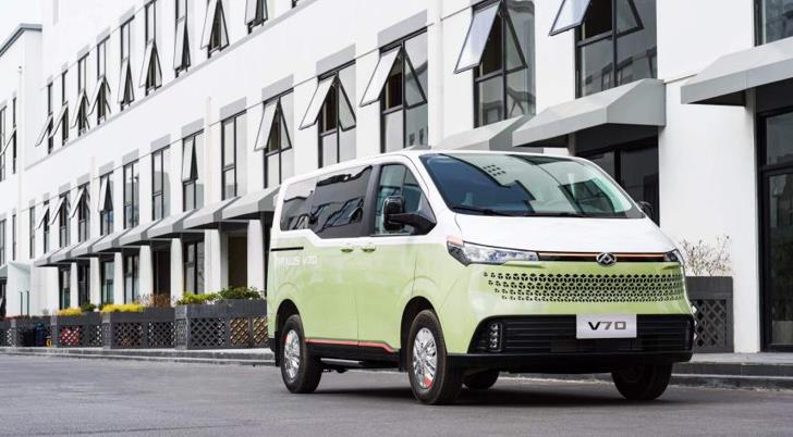 新跨界,VAN不同!上汽大通MAXUS“新生代跨界车”V70新途开启预售,精英版预售价14.88万元起 - 第3张 - 提加商用车网 新跨界,VAN不同!上汽大通MAXUS“新生代跨界车”V70新途开启预售,精英版预售价14.88万元起 - 第3张