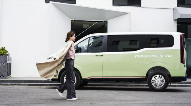 新跨界,VAN不同!上汽大通MAXUS“新生代跨界车”V70新途开启预售,精英版预售价14.88万元起 - 第4张 - 提加商用车网 新跨界,VAN不同!上汽大通MAXUS“新生代跨界车”V70新途开启预售,精英版预售价14.88万元起 - 第4张