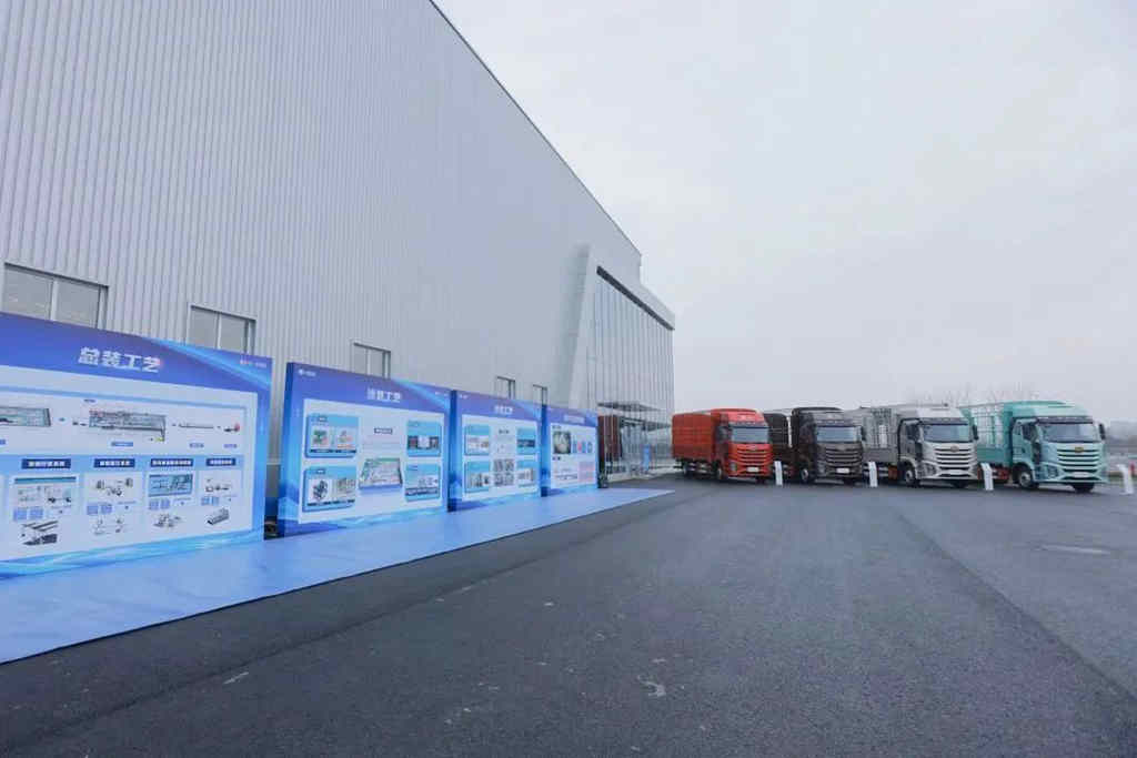 一汽解放J6G载货产品隆重上市 - 第5张 - 提加商用车网 一汽解放J6G载货产品隆重上市 - 第5张