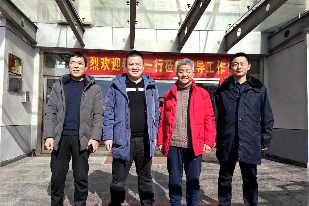 专为新疆定制，昌龙超轻侧翻自卸半挂车挺进新疆市场