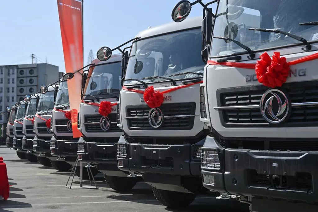 国内+国外!东风商用车近日拿下450辆大单!