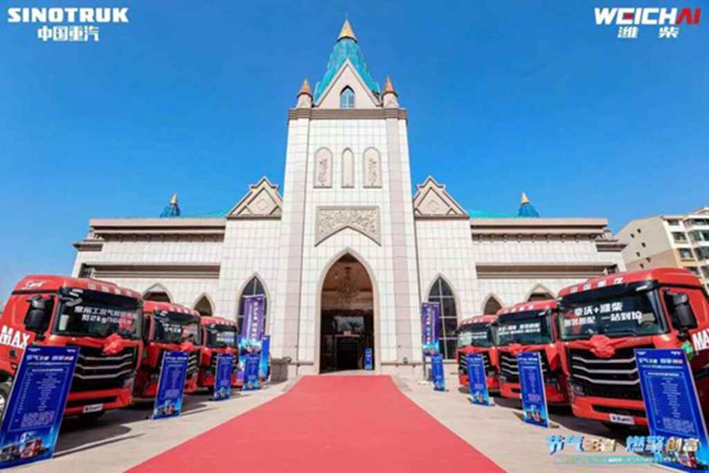 中国重汽全新一代燃气车为什么值得信赖,车主们怎么说? - 第1张 - 提加商用车网 中国重汽全新一代燃气车为什么值得信赖,车主们怎么说? - 第1张