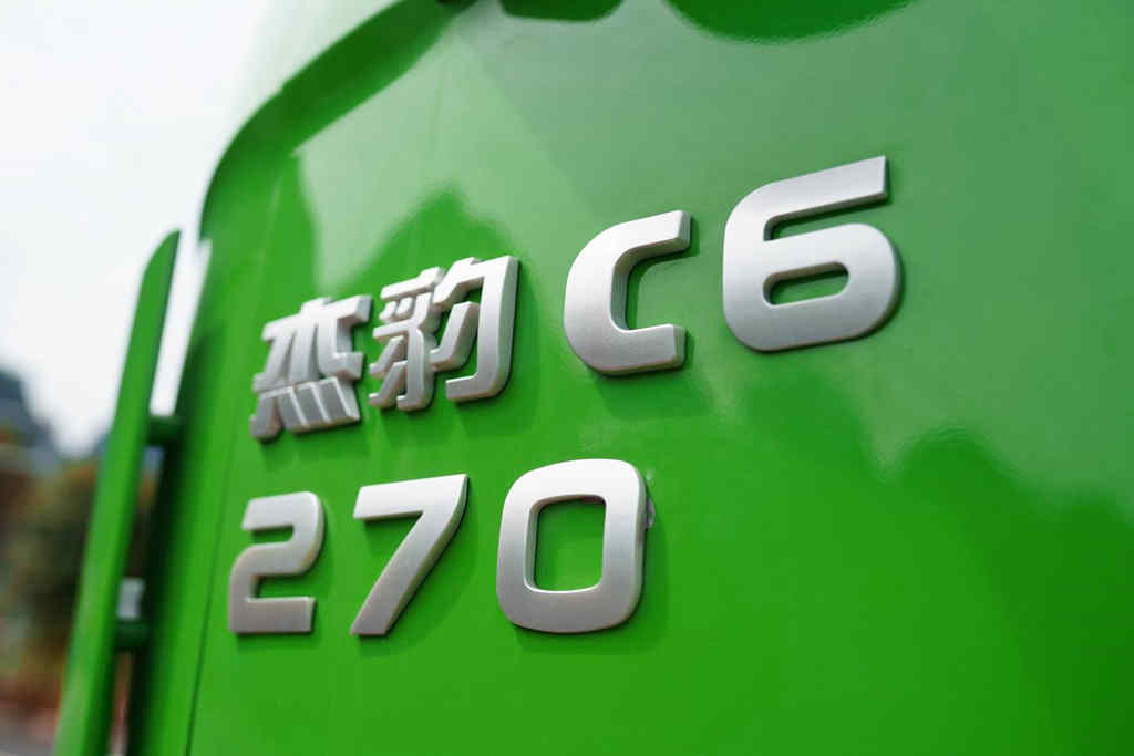 “短小精悍”城建利器,红岩杰豹C6自卸车助力城乡基建“加速跑” - 第2张 - 提加商用车网 “短小精悍”城建利器,红岩杰豹C6自卸车助力城乡基建“加速跑” - 第2张