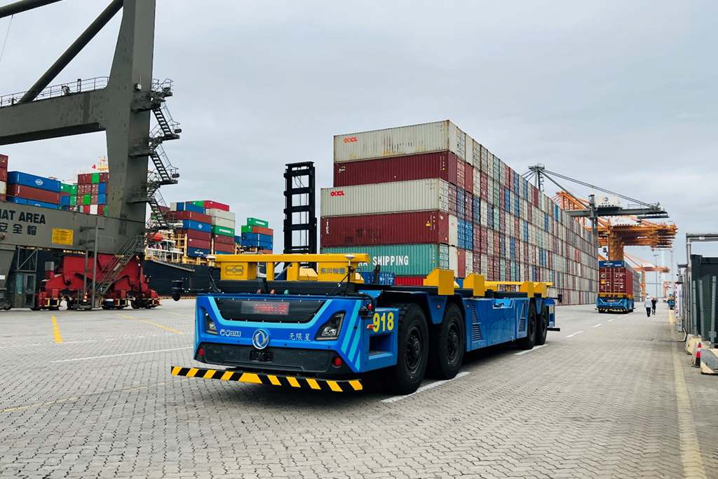 可靠品质赋能·科技创新引领，带你看东风商用车如何让“人、车、生活”更为和谐