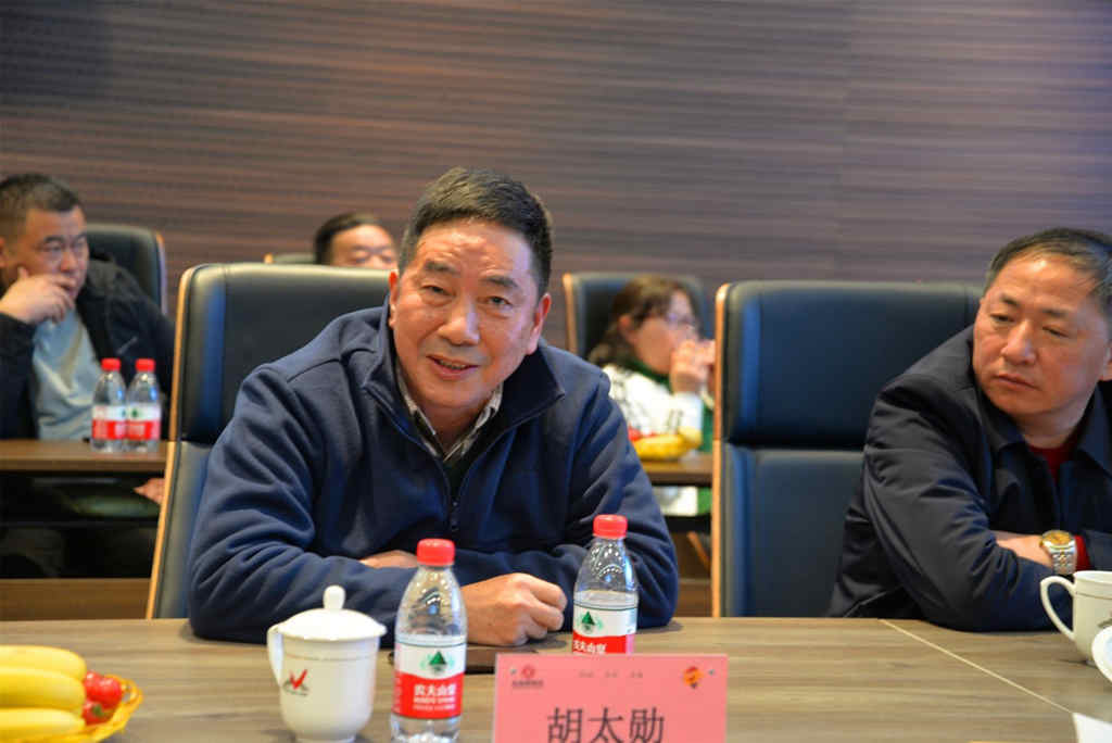 以客户为中心,东风商用车“客户价值之旅”结硕果,签约50台危险品牵引车 - 第4张 - 提加商用车网 以客户为中心,东风商用车“客户价值之旅”结硕果,签约50台危险品牵引车 - 第4张