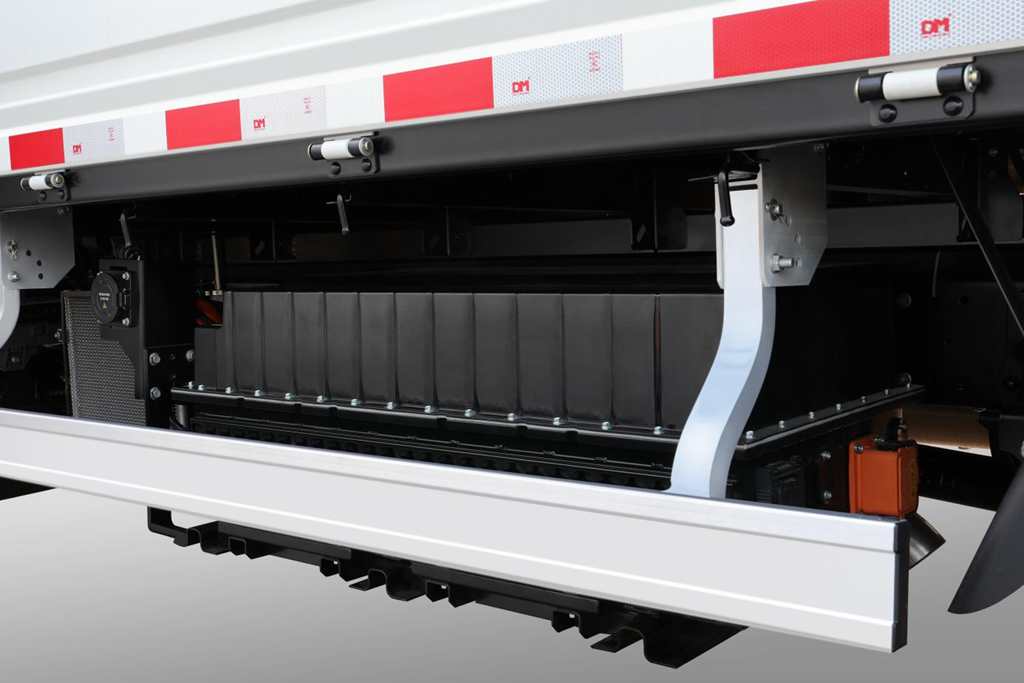 续航超1000公里的绿牌自动挡轻卡,混动1号·骏铃聚宝盆全球上市 - 第7张 - 提加商用车网 续航超1000公里的绿牌自动挡轻卡,混动1号·骏铃聚宝盆全球上市 - 第7张