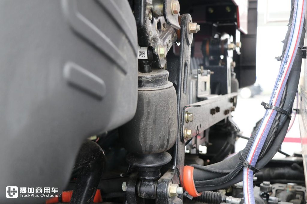 解放在载货车市场推出“大杀器”,全新J6G载货车,到底有哪些不一样? - 第7张 - 提加商用车网 解放在载货车市场推出“大杀器”,全新J6G载货车,到底有哪些不一样? - 第7张