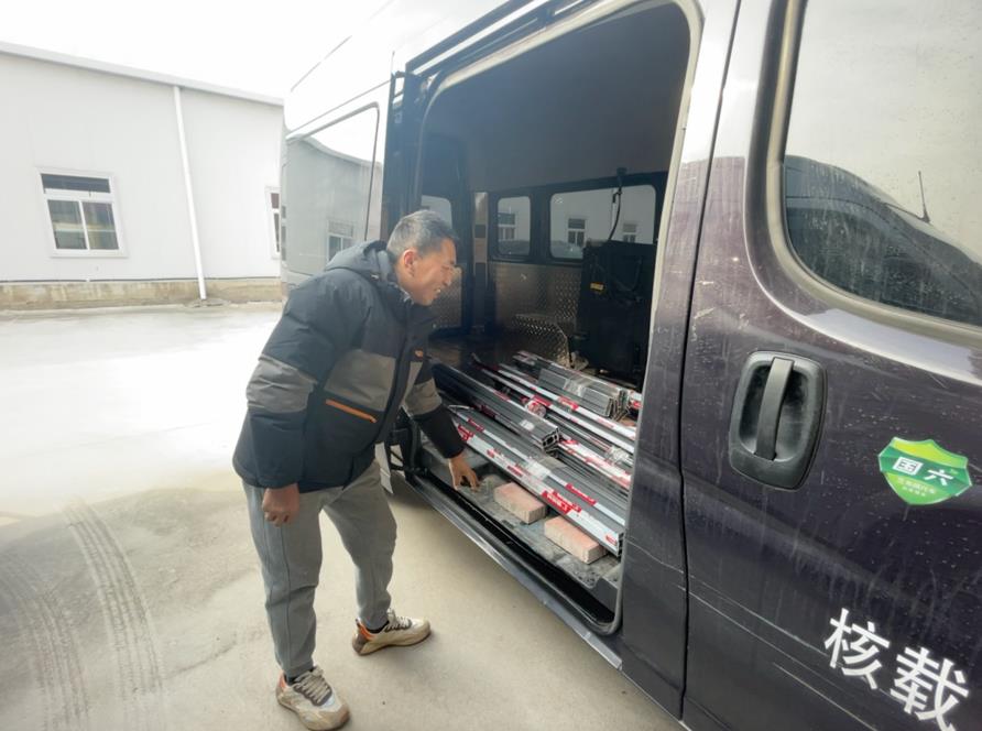 夫妻同心,“日进斗金”——御风V9车主“老郭”的幸福生活 - 第3张 - 提加商用车网 夫妻同心,“日进斗金”——御风V9车主“老郭”的幸福生活 - 第3张