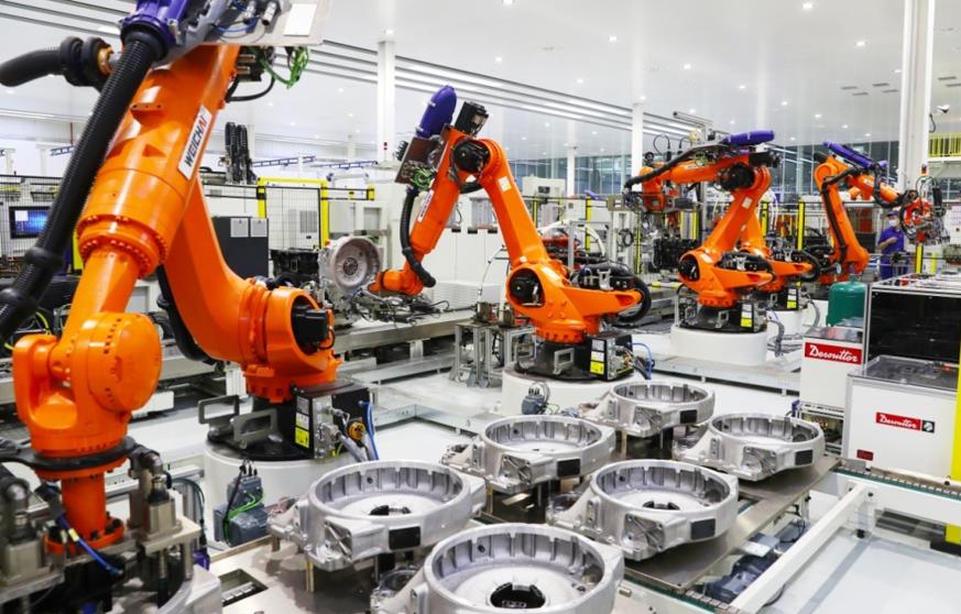 心无旁骛五周年 中国制造看潍柴 - 第9张 - 提加商用车网 心无旁骛五周年 中国制造看潍柴 - 第9张