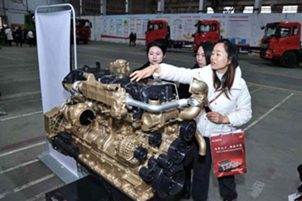 搭载龙擎DDi47的东风随专平板运输车新品重磅发布 - 第3张 - 提加商用车网 搭载龙擎DDi47的东风随专平板运输车新品重磅发布 - 第3张