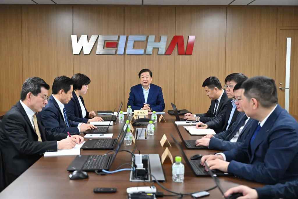 谭旭光:拥抱世界,跑赢未来! - 第1张 - 提加商用车网 谭旭光:拥抱世界,跑赢未来! - 第1张