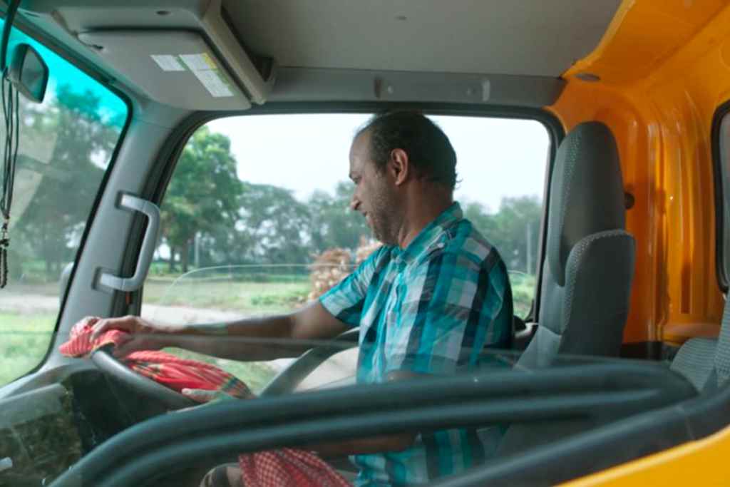 孟加拉国卡友:江淮1卡国际帅铃像家一样温暖 - 第2张 - 提加商用车网 孟加拉国卡友:江淮1卡国际帅铃像家一样温暖 - 第2张