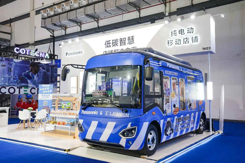 CCTV央视聚焦:宇通纯电动售卖车亮相消博会 - 第3张 - 提加商用车网 CCTV央视聚焦:宇通纯电动售卖车亮相消博会 - 第3张