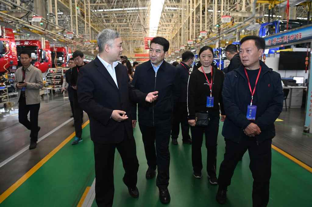 柳州汽车工业转型“头排兵”,东风柳汽乘龙“秀肌肉” - 第6张 - 提加商用车网 柳州汽车工业转型“头排兵”,东风柳汽乘龙“秀肌肉” - 第6张
