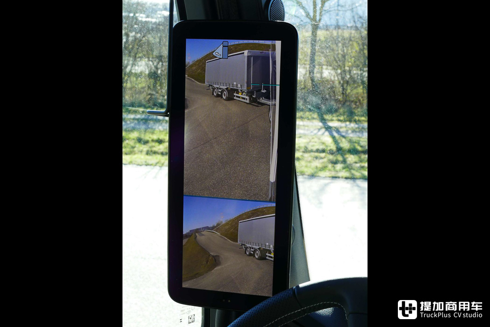 奔驰Actros家族的最新成员,实拍Actros F Plus载货车,它究竟Plus在了哪里? - 第13张 - 提加商用车网 奔驰Actros家族的最新成员,实拍Actros F Plus载货车,它究竟Plus在了哪里? - 第13张