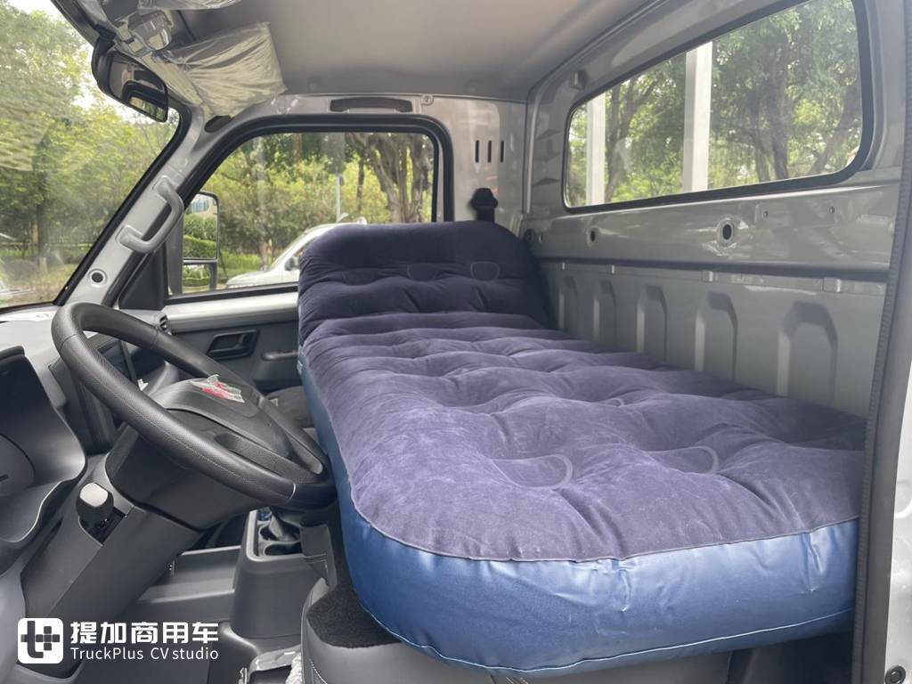 造用户需要的卡车 五菱龙卡3米8实拍评测 - 第10张 - 提加商用车网 造用户需要的卡车 五菱龙卡3米8实拍评测 - 第10张