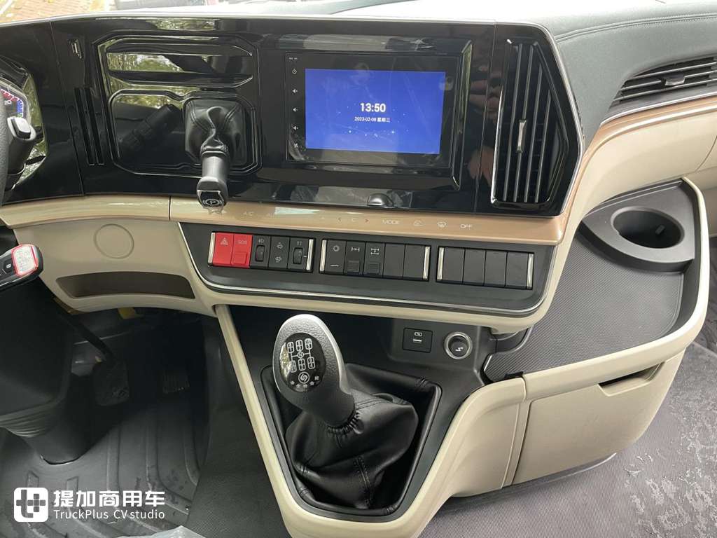 国产自卸车也高端!乘龙最新推出的H5V自卸车底盘实拍 - 第11张 - 提加商用车网 国产自卸车也高端!乘龙最新推出的H5V自卸车底盘实拍 - 第11张