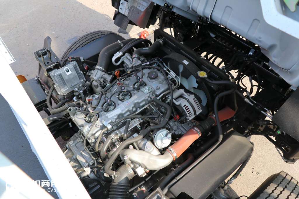 黄牌法规放宽,城市配送轻卡该如何选择?江西五十铃翼放EST告诉您答案 - 第12张 - 提加商用车网 黄牌法规放宽,城市配送轻卡该如何选择?江西五十铃翼放EST告诉您答案 - 第12张