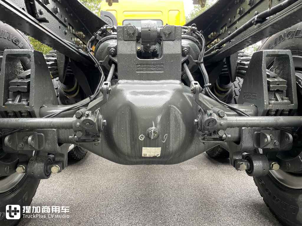 国产自卸车也高端!乘龙最新推出的H5V自卸车底盘实拍 - 第13张 - 提加商用车网 国产自卸车也高端!乘龙最新推出的H5V自卸车底盘实拍 - 第13张