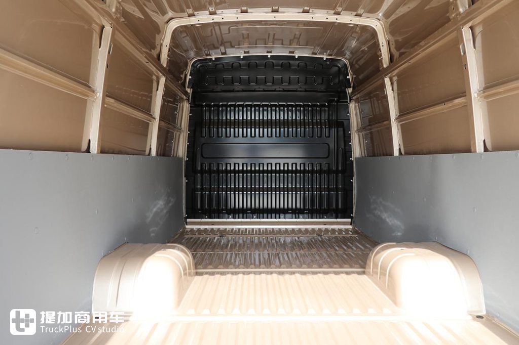 前脸大改内饰换新,依维柯全新得意来袭,还有哪些改进升级? - 第13张 - 提加商用车网 前脸大改内饰换新,依维柯全新得意来袭,还有哪些改进升级? - 第13张