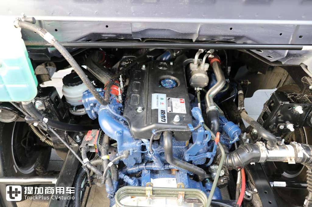 170匹大马力,自动挡+原厂上装,重汽豪沃冷藏车专用底盘雪豹实力不凡 - 第15张 - 提加商用车网 170匹大马力,自动挡+原厂上装,重汽豪沃冷藏车专用底盘雪豹实力不凡 - 第15张