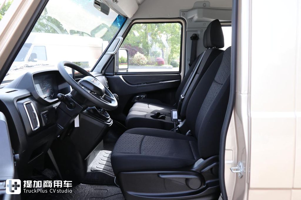 前脸大改内饰换新,依维柯全新得意来袭,还有哪些改进升级? - 第15张 - 提加商用车网 前脸大改内饰换新,依维柯全新得意来袭,还有哪些改进升级? - 第15张