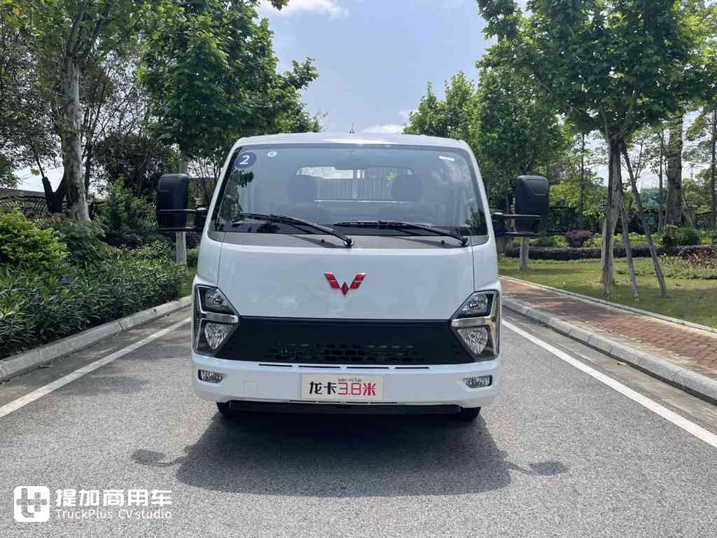 造用户需要的卡车 五菱龙卡3米8实拍评测 - 第2张 - 提加商用车网 造用户需要的卡车 五菱龙卡3米8实拍评测 - 第2张