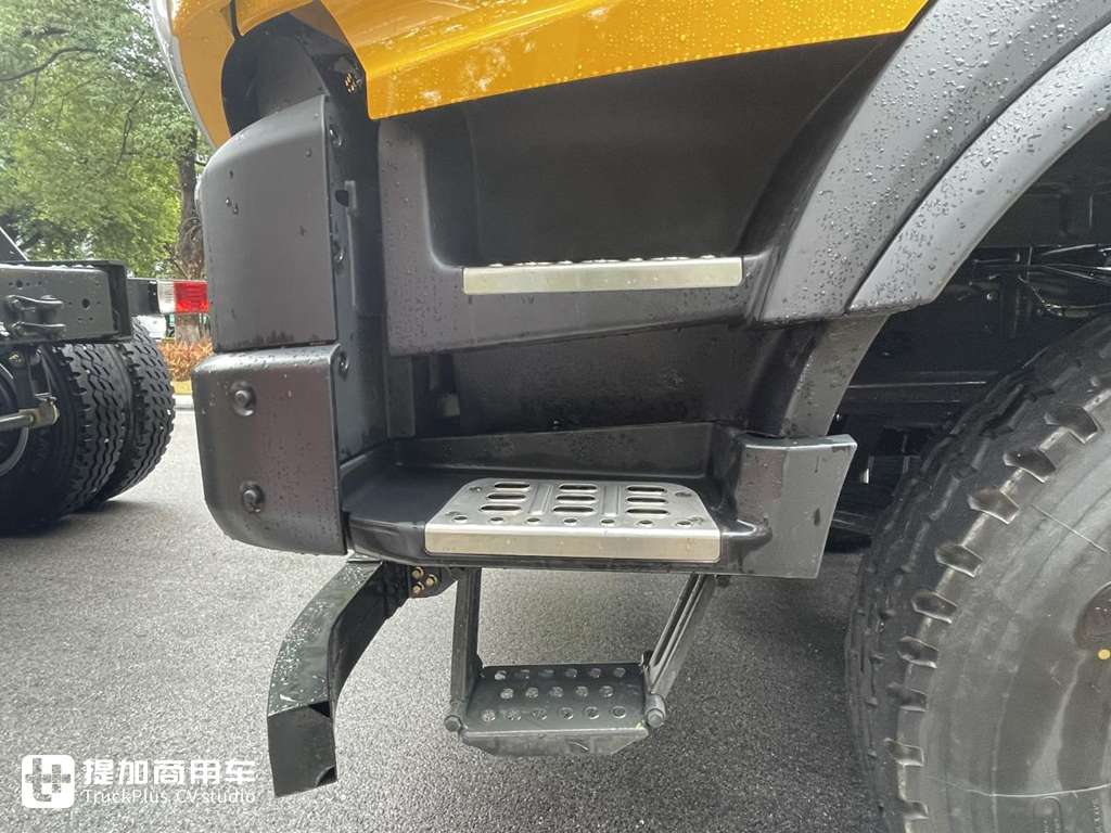 国产自卸车也高端!乘龙最新推出的H5V自卸车底盘实拍 - 第6张 - 提加商用车网 国产自卸车也高端!乘龙最新推出的H5V自卸车底盘实拍 - 第6张