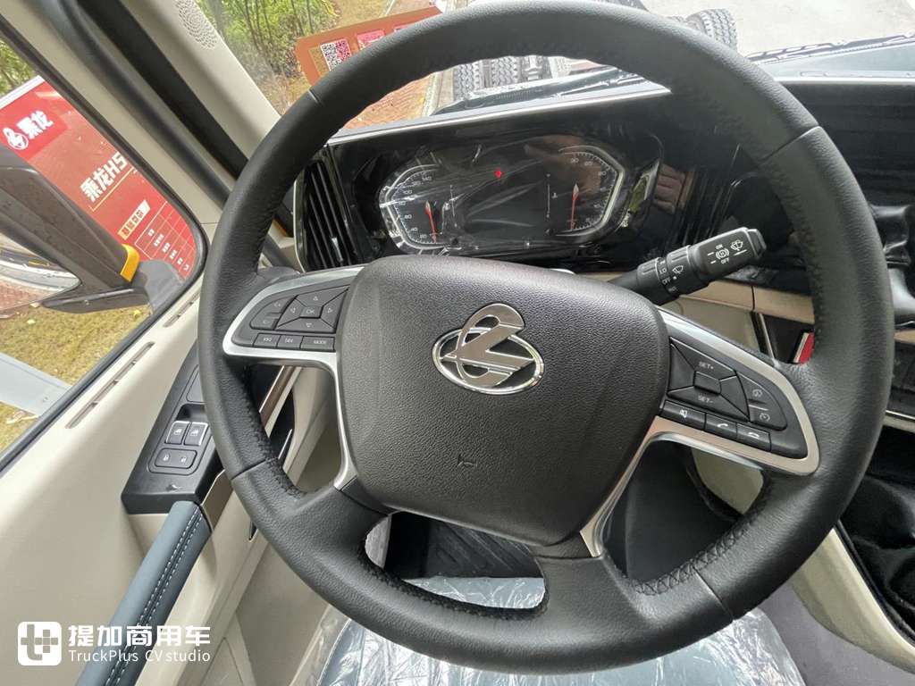 国产自卸车也高端!乘龙最新推出的H5V自卸车底盘实拍 - 第9张 - 提加商用车网 国产自卸车也高端!乘龙最新推出的H5V自卸车底盘实拍 - 第9张