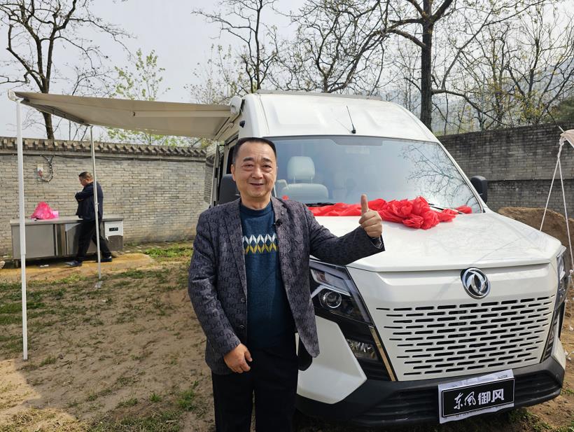 当“侠客”尉智斌遇上御风房车,旅行就是那一抹“江湖”! - 第1张 - 提加商用车网 当“侠客”尉智斌遇上御风房车,旅行就是那一抹“江湖”! - 第1张