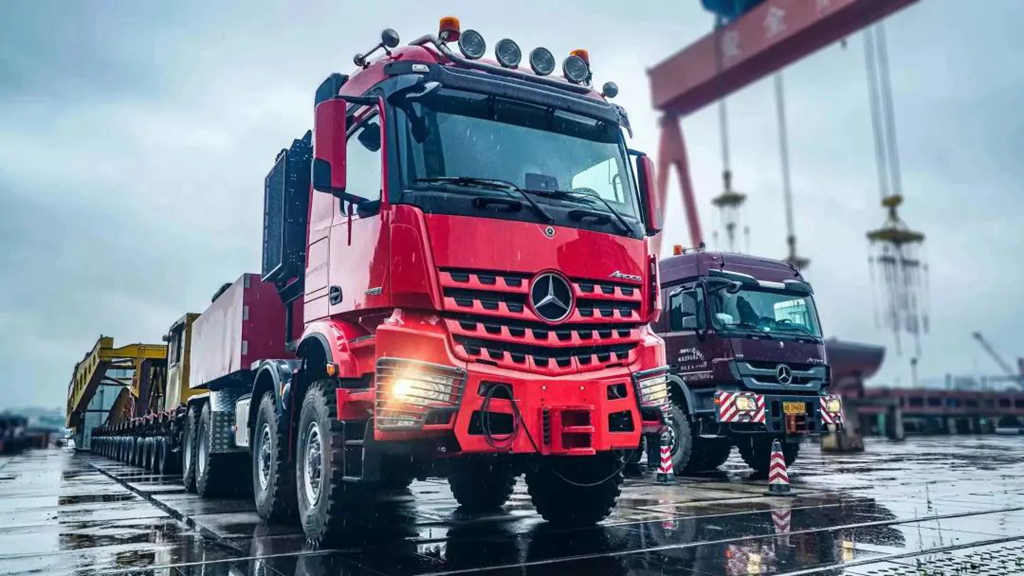总重500吨!全新梅赛德斯-奔驰Arocs SLT 大件运输车成功完成首程运输任务 - 第4张 - 提加商用车网 总重500吨!全新梅赛德斯-奔驰Arocs SLT 大件运输车成功完成首程运输任务 - 第4张