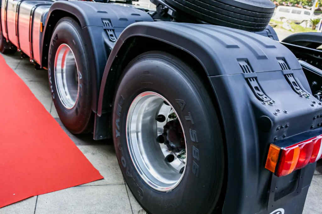 直击卡友三大痛点,华菱S11为何成为干线物流新宠 - 第4张 - 提加商用车网 直击卡友三大痛点,华菱S11为何成为干线物流新宠 - 第4张