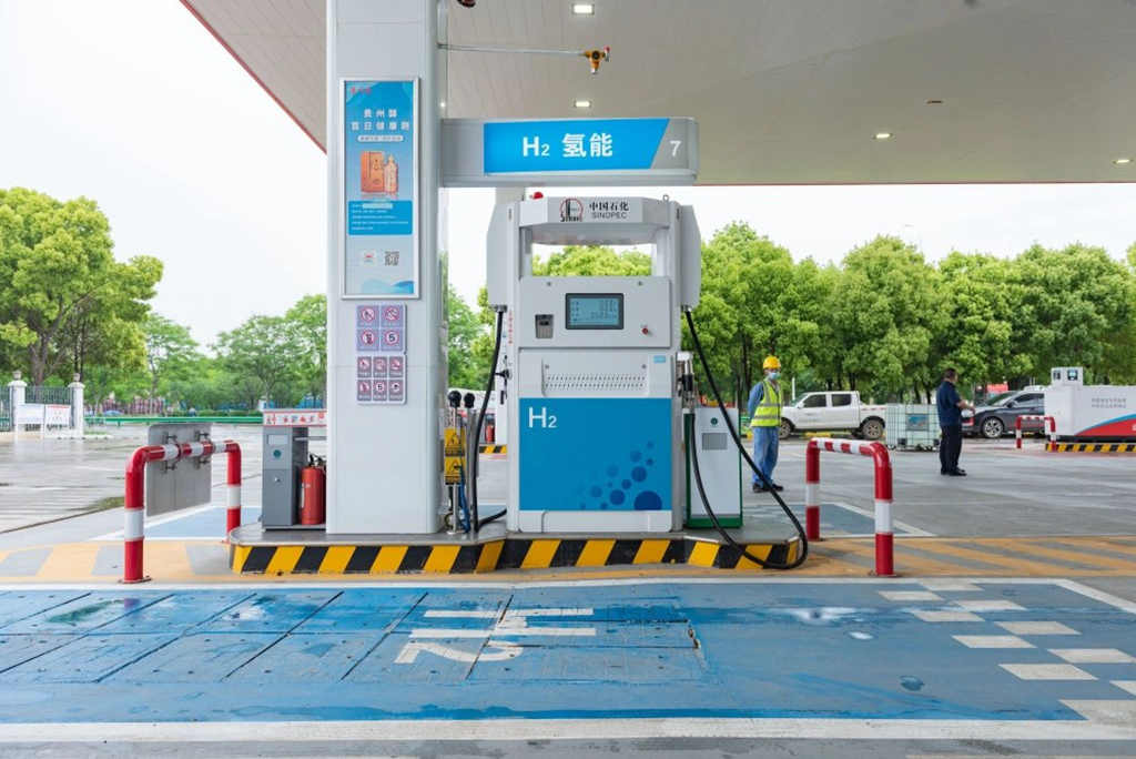 红岩重卡 “氢”装上阵,助推“高碳”行业绿色高效发展 - 第3张 - 提加商用车网 红岩重卡 “氢”装上阵,助推“高碳”行业绿色高效发展 - 第3张