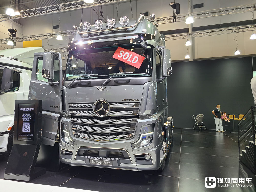 美卡欧卡同台竞技,660匹达夫XG+等新车抢眼,带你逛布里斯班卡车展