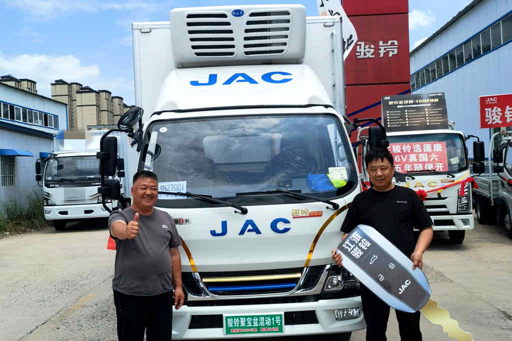 插电混动 混动1号·骏铃聚宝盆冷藏车为破解行业痛点而来！