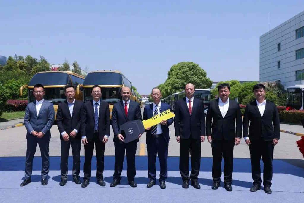 今年出口沙特最大单!780辆苏州金龙客车添彩“一带一路”