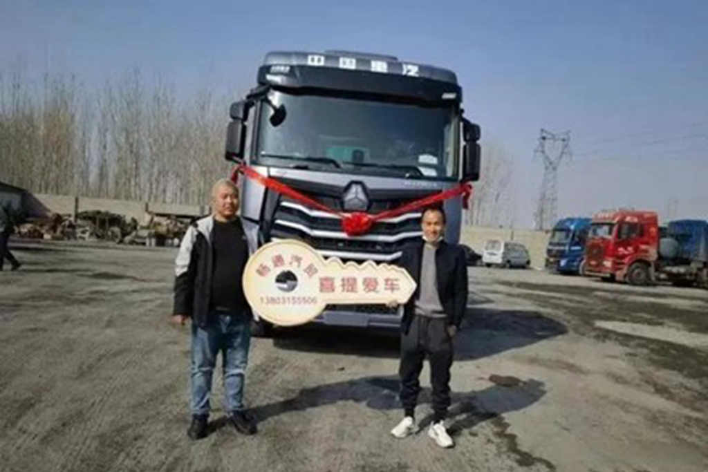 唐振辉：买车我就认定中国重汽！豪沃MAX燃气版值得买！ - 第1张