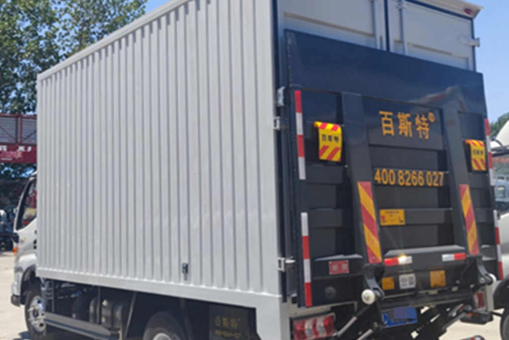 回乡改行跑运输 他用江淮1卡骏铃创出致富路 - 第2张 - 提加商用车网 回乡改行跑运输 他用江淮1卡骏铃创出致富路 - 第2张