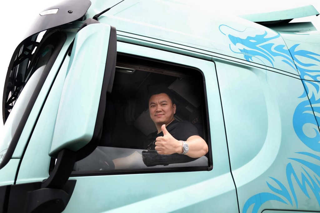 为了卡友“高兴而来”,东风天龙GX油耗飚低担国产高端重任 - 第4张 - 提加商用车网 为了卡友“高兴而来”,东风天龙GX油耗飚低担国产高端重任 - 第4张