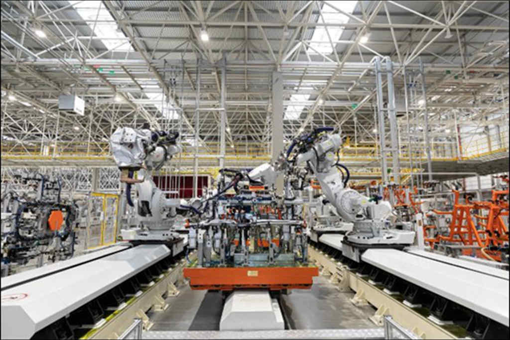 中国重汽超前完成国六b切换,科技创领新时代