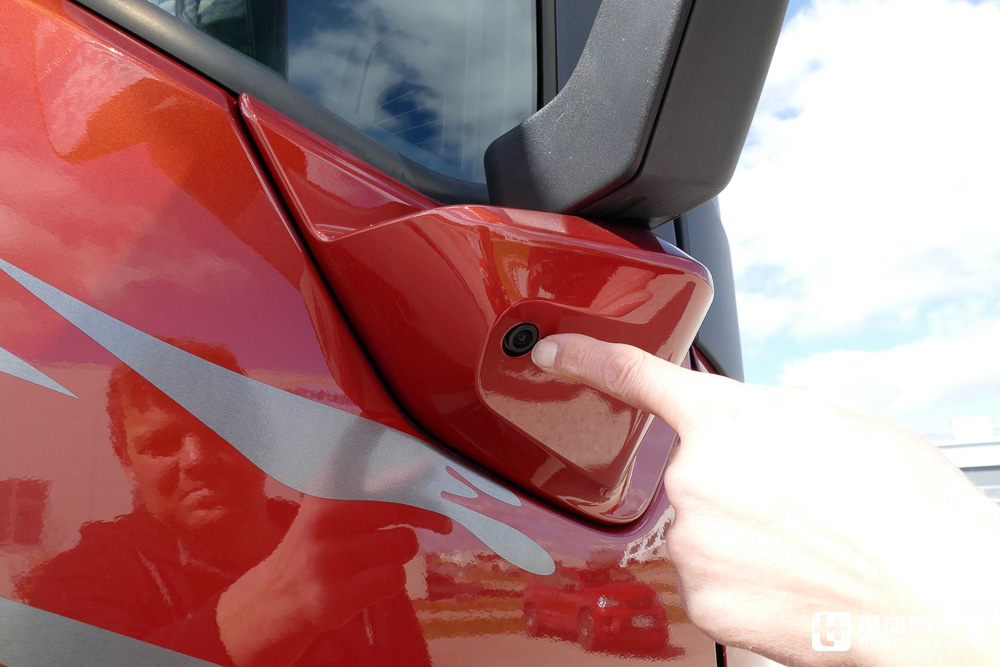 发动机马力可升级,420匹秒变500匹,实拍最新款沃尔沃FM 4x2牵引车 - 第4张 - 提加商用车网 发动机马力可升级,420匹秒变500匹,实拍最新款沃尔沃FM 4x2牵引车 - 第4张